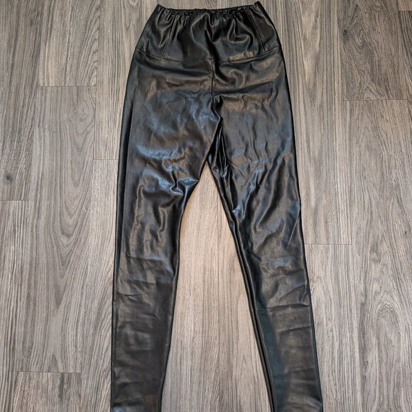 Aritzia Daria Pant - Picture 6 of 7